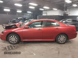 2010 Mitsubishi Galant FE z VIN 4A32B2FF8AE012585, wystawiony jako IAAI lot #42363093 z przebiegiem 182 601 mil mil oraz . Historia ofert i sprzedaży dostępna na DreamBid. Obrazek 14.