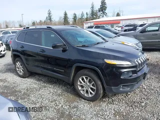 2014 Jeep Cherokee Latitude with VIN 1C4PJMCS0EW169696, listed as a IAAI auction lot 41647691 with 98,919 mi miles. Bid and sale history available at carsss.com. Image 14.