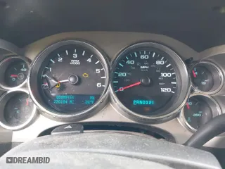 2010 Chevrolet Silverado 1500 LT with VIN 3GCRKSEA5AG191507, listed as a IAAI auction lot 41531755 with 220,184 mi miles. Bid and sale history available at carsss.com. Image 7.
