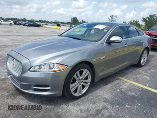 2013 Jaguar XJ with VIN SAJWJ1CD4D8V46305, listed as a IAAI auction lot 42637329 with 101,532 mi miles and . Bid and sale history available at DreamBid. Image 20.