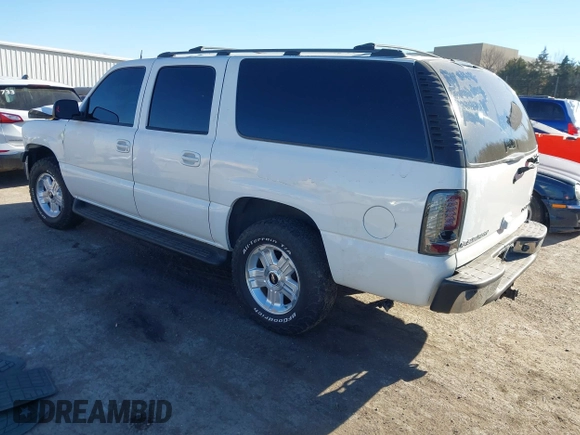 2004 Chevrolet Suburban LS with VIN 1GNEC16Z54J222405, listed as a IAAI auction lot 41424519 with 204,381 mi miles. Bid and sale history available at carsss.com. Image 3.