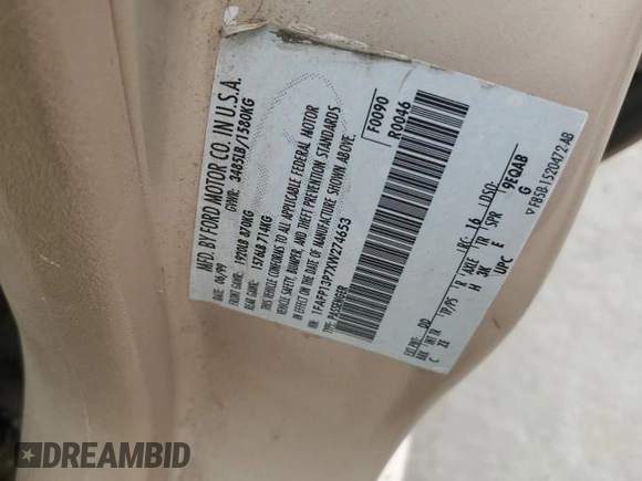 1999 Ford Escort SE z VIN 1FAFP13P7XW274653, wystawiony jako Copart lot #71997184 z przebiegiem 67 876 mil mil oraz Szkoda całkowita • Salvage title. Historia ofert i sprzedaży dostępna na DreamBid. Obrazek 12.