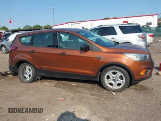 2017 Ford Escape S z VIN 1FMCU0F79HUC31792, wystawiony jako IAAI lot #42377599 z przebiegiem 98 300 mil mil oraz . Historia ofert i sprzedaży dostępna na DreamBid. Obrazek 14.