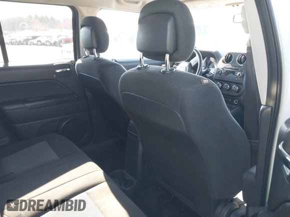 2016 Jeep Patriot High Altitude with VIN 1C4NJPFA0GD640577, listed as a IAAI auction lot 41810147 with 139,423 mi miles and . Bid and sale history available at carsss.com. Image 8.