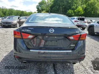 2021 Nissan Altima SV z VIN 1N4BL4DW8MN382220, wystawiony jako Copart lot #54257995 z przebiegiem 42 245 mil mil oraz Szkoda całkowita • Salvage title. Historia ofert i sprzedaży dostępna na DreamBid. Obrazek 6.