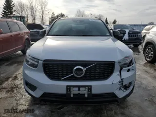 2022 Volvo XC40 R-Design with VIN YV4162UM7N2773584, listed as a Copart auction lot 45708995 with NaN miles and Clean Title. Bid and sale history available at carsss.com. Image 5.