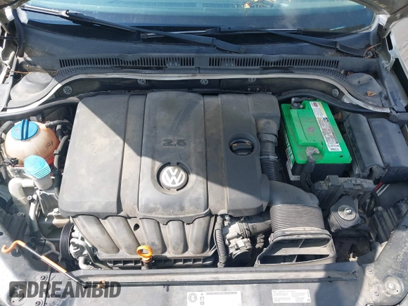 2013 Volkswagen Jetta SE с VIN 3VWDX7AJ0DM230540, выставлен на аукционе IAAI как лот 42655123 с пробегом 157 950 миль миль и . История ставок и продаж доступна на DreamBid. Изображение 10.