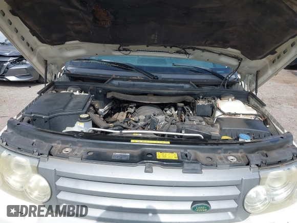 2008 Land Rover Range Rover HSE with VIN SALMF15488A279729, listed as a IAAI auction lot 42630594 with Not provided miles and . Bid and sale history available at DreamBid. Image 10.