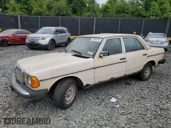 1984 Mercedes-Benz 300 D с VIN WDBAB33A4EA064403, выставлен на аукционе Copart как лот 57552434 с пробегом 173 024 миль миль и На запчасти • Non repairable. История ставок и продаж доступна на DreamBid. Изображение 1.