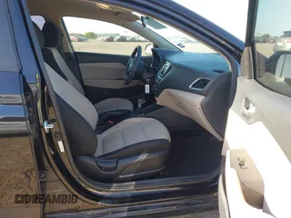 2022 Hyundai Accent SE z VIN 3KPC24A62NE158081, wystawiony jako IAAI lot #41840150 z przebiegiem 46 778 mil mil oraz . Historia ofert i sprzedaży dostępna na DreamBid. Obrazek 5.