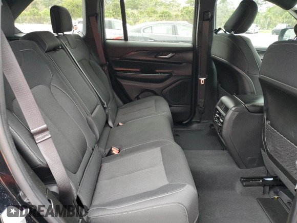 2025 Jeep Grand Cherokee Laredo with VIN 1C4RJHAG1SC278728, listed as a Copart auction lot 45920395 with 3,850 mi miles and Salvage Title. Bid and sale history available at DreamBid. Image 11.