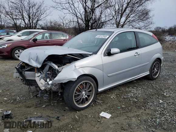2003 Ford Focus SVT with VIN 3FAHP39533R174346, listed as a Copart auction lot 43012345 with 186,246 mi miles and Salvage Title. Bid and sale history available at DreamBid. Image 1.