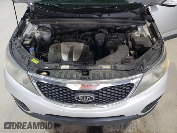 2011 Kia Sorento LX with VIN 5XYKT4A2XBG047542, listed as a Copart auction lot 50230175 with 176,881 mi miles and Salvage Title. Bid and sale history available at DreamBid. Image 12.