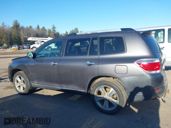 2012 Toyota Highlander Limited with VIN 5TDDK3EH3CS151170, listed as a IAAI auction lot 41710186 with 199,412 mi miles. Bid and sale history available at carsss.com. Image 14.