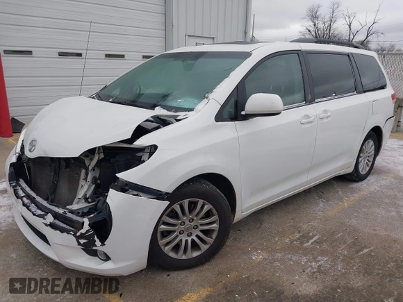 2014 Toyota Sienna XLE z VIN 5TDYK3DC6ES492167, wystawiony jako IAAI lot #41257193 z przebiegiem 216 046 mil mil oraz . Historia ofert i sprzedaży dostępna na DreamBid. Obrazek 17.