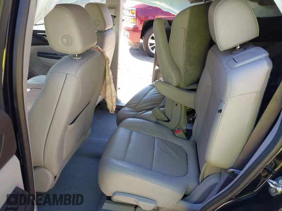 2020 GMC Acadia SLT with VIN 1GKKNMLS4LZ227985, listed as a IAAI auction lot 41864090 with 39,295 mi miles and . Bid and sale history available at DreamBid. Image 8.