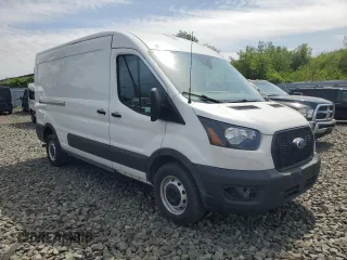 2021 Ford Transit Cargo с VIN 1FTBR1C81MKA80750, выставлен на аукционе Copart как лот 55567135 с пробегом 43 990 миль миль и Чистый • Clean title. История ставок и продаж доступна на DreamBid. Изображение 4.