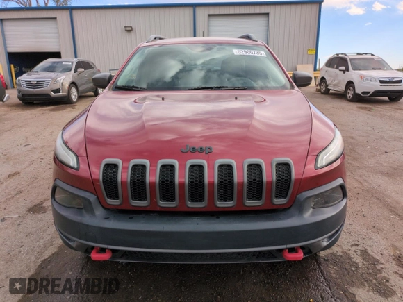 2015 Jeep Cherokee Trailhawk z VIN 1C4PJMBSXFW649425, wystawiony jako Copart lot #52900735 z przebiegiem 89 345 mil mil oraz Szkoda całkowita • Salvage title. Historia ofert i sprzedaży dostępna na DreamBid. Obrazek 5.