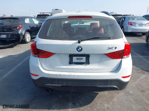 2014 BMW X1 xDrive28i with VIN WBAVL1C52EVY23658, listed as a IAAI auction lot 41153436 with 26,791 mi miles. Bid and sale history available at carsss.com. Image 17.