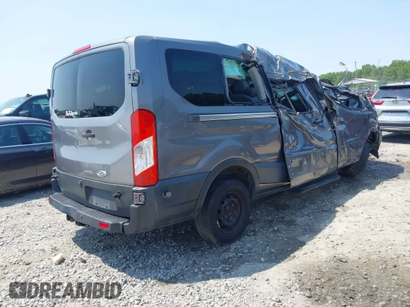 2015 Ford Transit XL z VIN 1FBZX2YM5FKA67328, wystawiony jako IAAI lot #42413489 z przebiegiem 169 375 mil mil oraz . Historia ofert i sprzedaży dostępna na DreamBid. Obrazek 4.