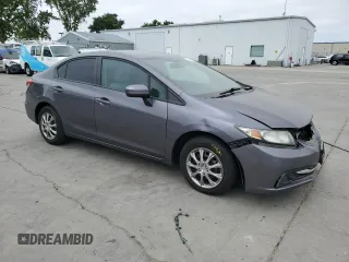 2015 Honda Civic LX z VIN 19XFB2F52FE275176, wystawiony jako Copart lot #53831585 z przebiegiem 142 435 mil mil oraz Szkoda całkowita • Salvage title. Historia ofert i sprzedaży dostępna na DreamBid. Obrazek 4.