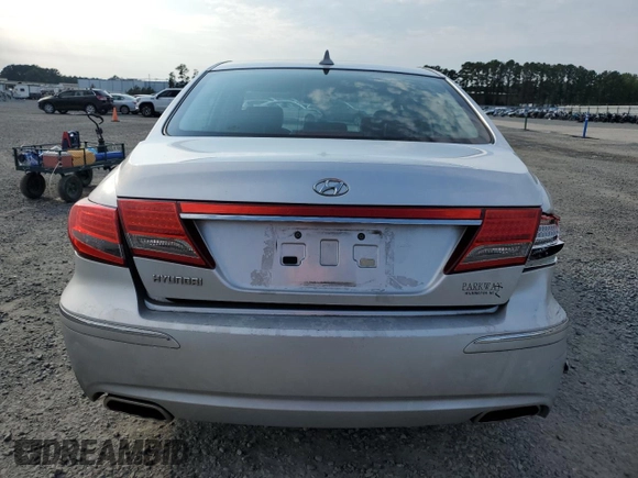 2011 Hyundai Azera GLS with VIN KMHFC4DDXBA552197, listed as a Copart auction lot 72680484 with 105,120 mi miles and Salvage title. Bid and sale history available at DreamBid. Image 6.