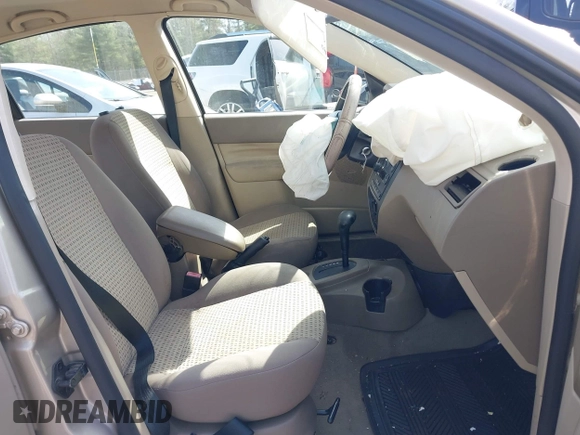 2007 Ford Focus S with VIN 1FAFP34N47W270598, listed as a IAAI auction lot 42133025 with 158,515 mi miles and . Bid and sale history available at carsss.com. Image 5.