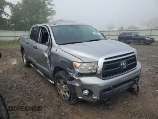 2011 Toyota Tundra 4WD Truck with VIN 5TFDY5F18BX207317, listed as a Copart auction lot 70627914 with 249,621 mi miles and Salvage Title. Bid and sale history available at carsss.com. Image 4.