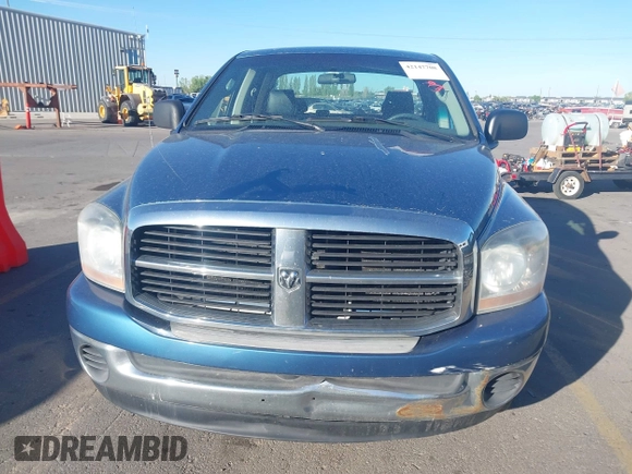 2006 Dodge 1500 ST with VIN 1D7HU18N56J153379, listed as a IAAI auction lot 42147708 with 185,206 mi miles. Bid and sale history available at carsss.com. Image 6.