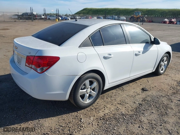 2011 Chevrolet Cruze LT w/1FL with VIN 1G1PE5S91B7191455, listed as a IAAI auction lot 42007926 with 156,371 mi miles. Bid and sale history available at carsss.com. Image 4.