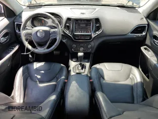 2019 Jeep Cherokee High Altitude z VIN 1C4PJMDX9KD398962, wystawiony jako Copart lot #63341695 z przebiegiem 54 157 mil mil oraz Szkoda całkowita • Salvage title. Historia ofert i sprzedaży dostępna na DreamBid. Obrazek 8.