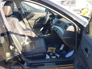 2016 Acura ILX with VIN 19UDE2F33GA013024, listed as a IAAI auction lot 41589083 with 109,360 mi miles. Bid and sale history available at carsss.com. Image 5.