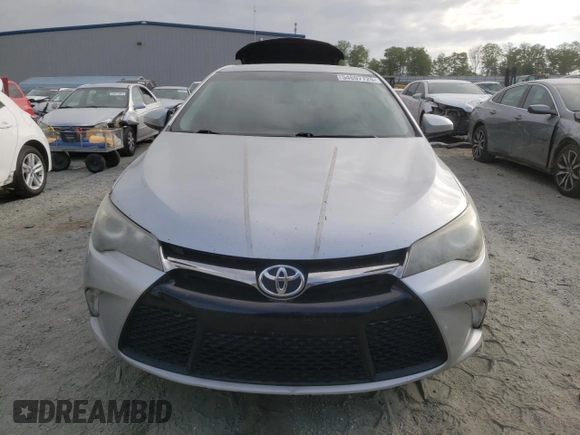 2017 Toyota Camry XLE with VIN 4T1BF1FK5HU673212, listed as a Copart auction lot 54697725 with 232,555 mi miles and Salvage title. Bid and sale history available at DreamBid. Image 5.