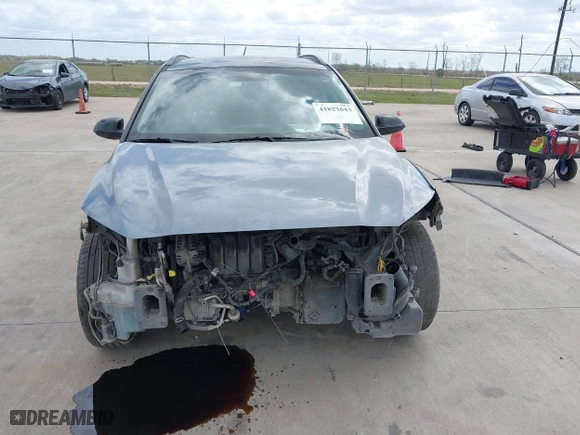 2018 Hyundai Kona SEL with VIN KM8K22AA7JU107493, listed as a IAAI auction lot 41823643 with 137,659 mi miles. Bid and sale history available at carsss.com. Image 6.