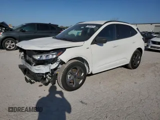 2024 Ford Escape ST-Line with VIN 1FMCU0MZ3RUA34252, listed as a Copart auction lot 73020424 with 2,062 mi miles and Salvage Title. Bid and sale history available at DreamBid. Image 1.
