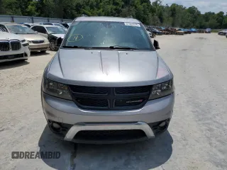 2018 Dodge Journey Crossroad z VIN 3C4PDCGG6JT504869, wystawiony jako Copart lot #57463435 z przebiegiem 87 072 mil mil oraz Szkoda całkowita • Salvage title. Historia ofert i sprzedaży dostępna na DreamBid. Obrazek 5.