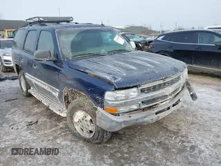 2003 Chevrolet Tahoe LT with VIN 1GNEC13Z63R182212, listed as a IAAI auction lot 41399286 with 241,980 mi miles. Bid and sale history available at carsss.com. Image 1.