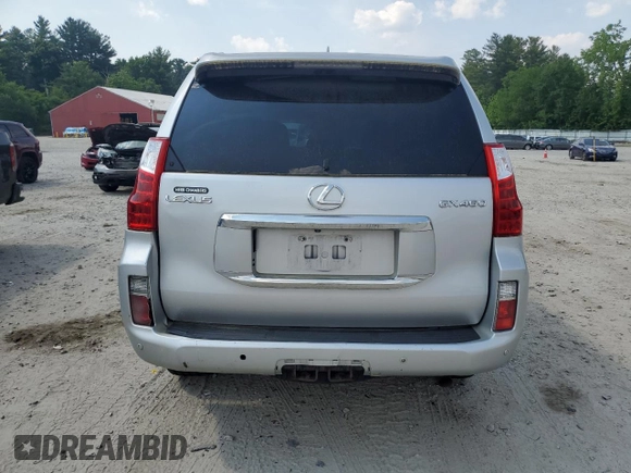 2010 Lexus GX 460 z VIN JTJBM7FX4A5011627, wystawiony jako Copart lot #59955545 z przebiegiem 298 043 mil mil oraz Czysty tytuł • Clean title. Historia ofert i sprzedaży dostępna na DreamBid. Obrazek 6.