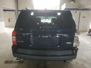 2015 Jeep Patriot Latitude z VIN 1C4NJRFB5FD125674, wystawiony jako Copart lot #60282055 z przebiegiem 73 330 mil mil oraz Szkoda całkowita • Salvage title. Historia ofert i sprzedaży dostępna na DreamBid. Obrazek 6.