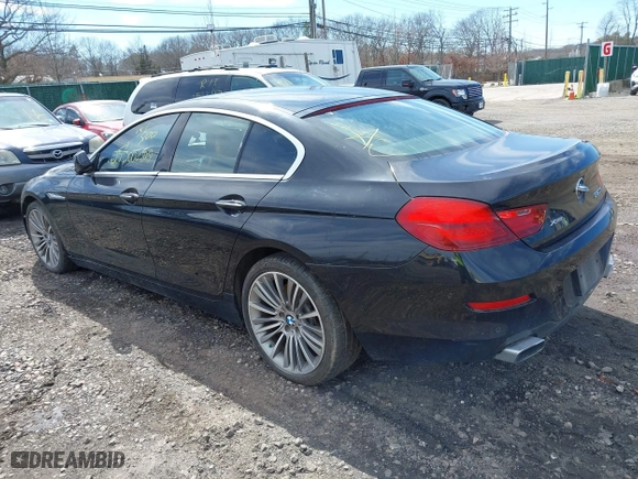 2013 BMW 6 Series 650i xDrive with VIN WBA6B4C53DD098536, listed as a IAAI auction lot 41825107 with 999,999 mi miles. Bid and sale history available at carsss.com. Image 3.