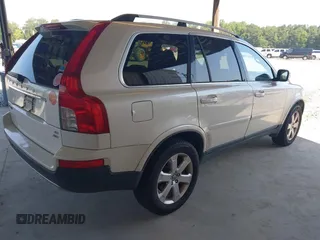 2010 Volvo XC90 I6 with VIN YV4982CZ9A1560632, listed as a IAAI auction lot 42578876 with 201,730 mi miles and . Bid and sale history available at DreamBid. Image 4.