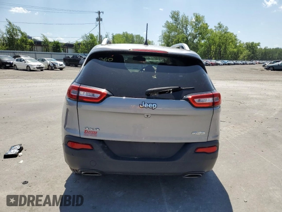 2016 Jeep Cherokee Latitude с VIN 1C4PJMCS4GW252227, выставлен на аукционе Copart как лот 62210565 с пробегом Не указан миль и Списание • Salvage title. История ставок и продаж доступна на DreamBid. Изображение 6.