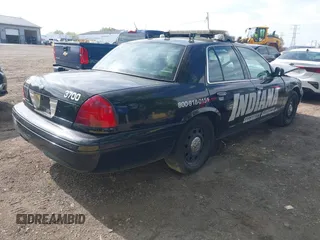 2010 Ford Police Interceptor с VIN 2FABP7BV8AX143700, выставлен на аукционе IAAI как лот 42202885 с пробегом 100 000 миль миль и . История ставок и продаж доступна на DreamBid. Изображение 4.