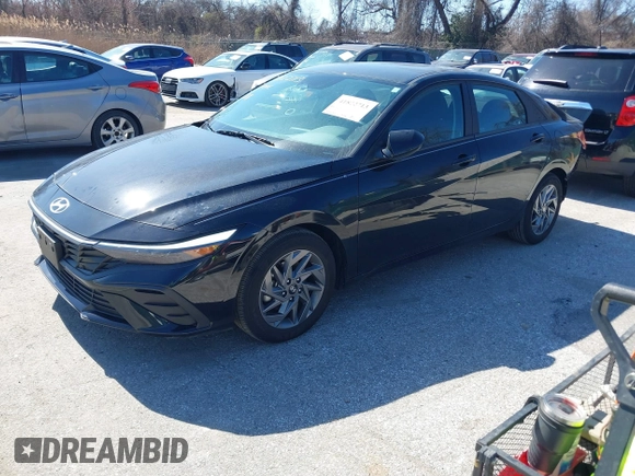 2024 Hyundai Elantra SEL with VIN KMHLM4DG0RU640615, listed as a IAAI auction lot 41822713 with 32,610 mi miles. Bid and sale history available at carsss.com. Image 20.
