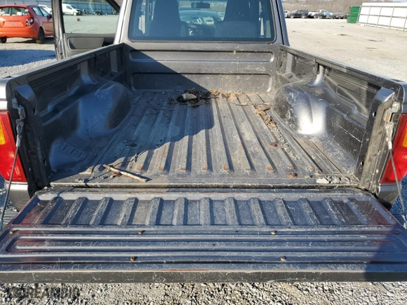 2005 Mazda B-Series 4WD Truck SE with VIN 4F4ZR47E65PM04058, listed as a Copart auction lot 46615055 with 158,751 mi miles and Salvage Title. Bid and sale history available at carsss.com. Image 10.