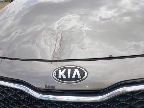 2012 Kia Optima SX with VIN 5XXGR4A6XCG077489, listed as a IAAI auction lot 42158726 with 158,229 mi miles and . Bid and sale history available at carsss.com. Image 6.