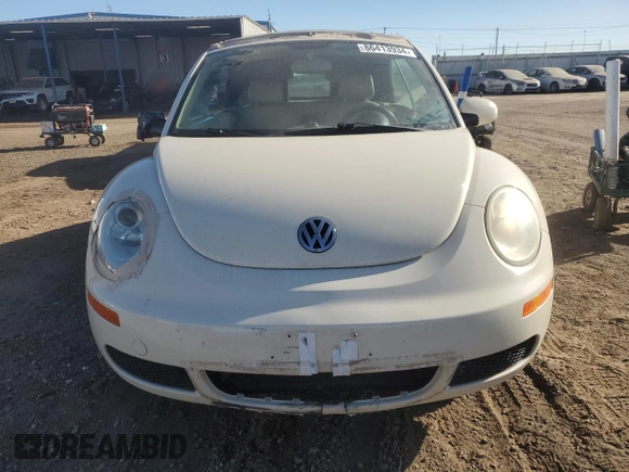 2008 Volkswagen Beetle SE with VIN 3VWRF31Y18M407648, listed as a Copart auction lot 86413934 with 131,242 mi miles and Salvage title. Bid and sale history available at DreamBid. Image 5.