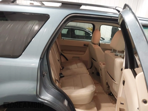 2012 Ford Escape XLT с VIN 1FMCU9DG8CKA67446, выставлен на аукционе IAAI как лот 41823936 с пробегом 105 156 миль миль и . История ставок и продаж доступна на DreamBid. Изображение 8.