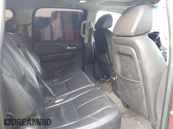 2008 Chevrolet Suburban 2LT with VIN 3GNFK16308G293344, listed as a IAAI auction lot 41713960 with 187,907 mi miles and . Bid and sale history available at DreamBid. Image 8.