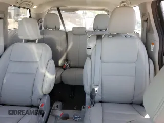 2020 Toyota Sienna XLE Auto Access Seat с VIN 5TDYZ3DC7LS087170, выставлен на аукционе Copart как лот 57045205 с пробегом 46 243 миль миль и Списание • Salvage title. История ставок и продаж доступна на DreamBid. Изображение 10.